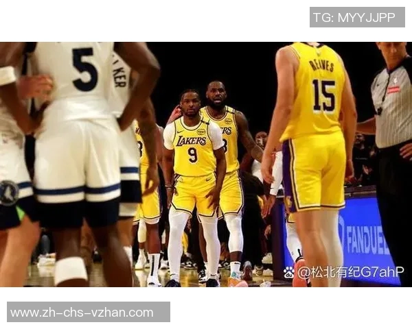 热火与快船激战NBA中国赛球迷热情高涨期待精彩对决 热火与快船激战NBA中国赛球迷热情高涨期待精彩对决